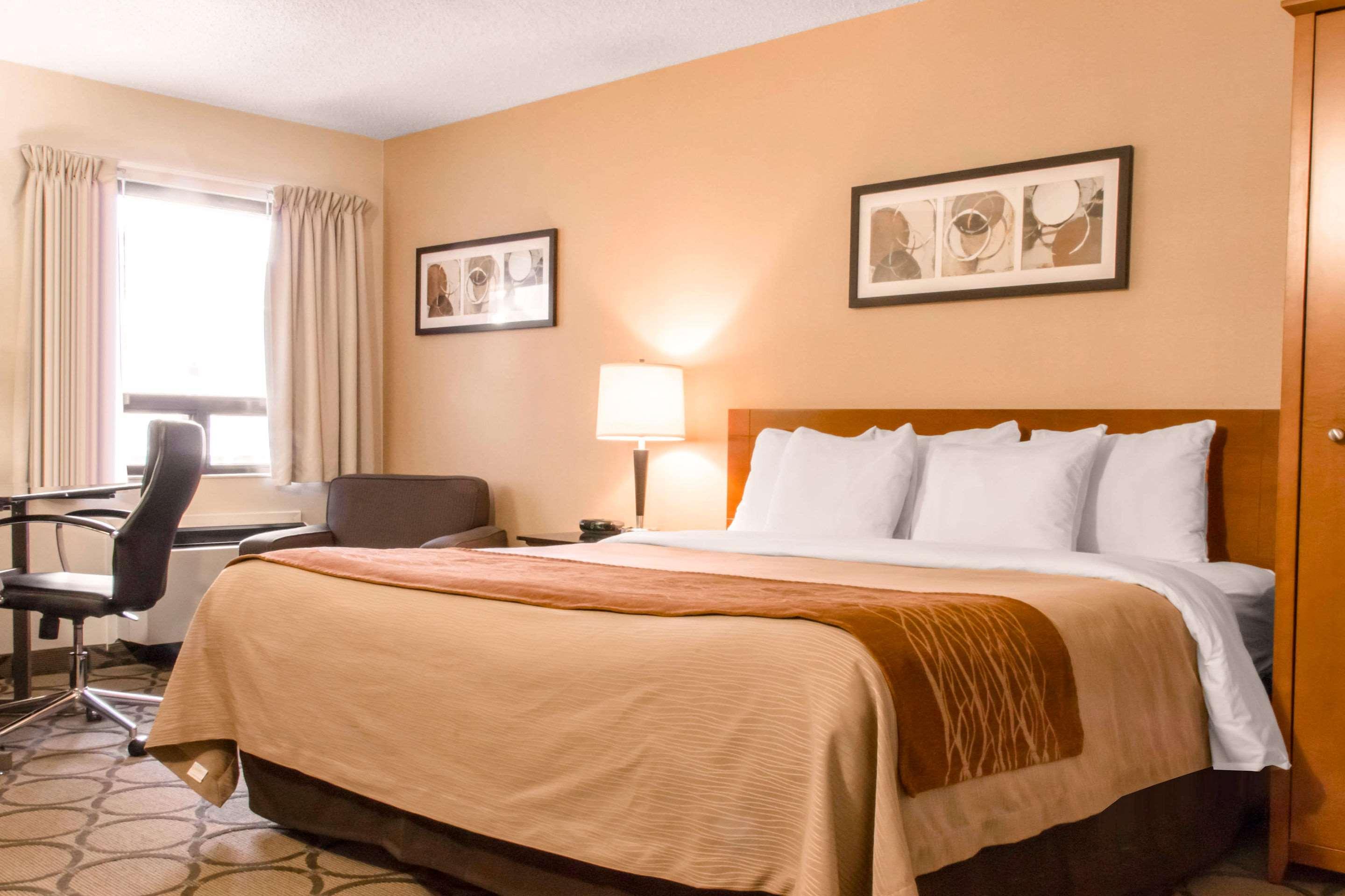 Comfort Inn Thunder Bay Exterior photo